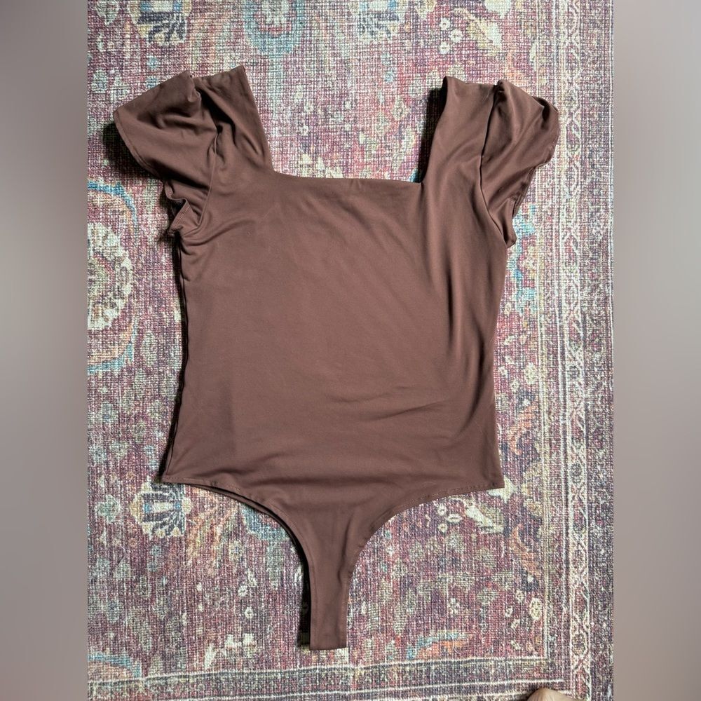 Large PinkmStyle Women’s Brown double lined Tulip sleeve square neck bodysuit - Picture 7 of 8